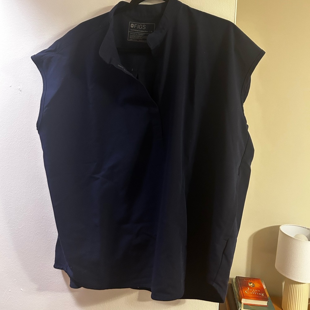 Navy Figs Scrub Top